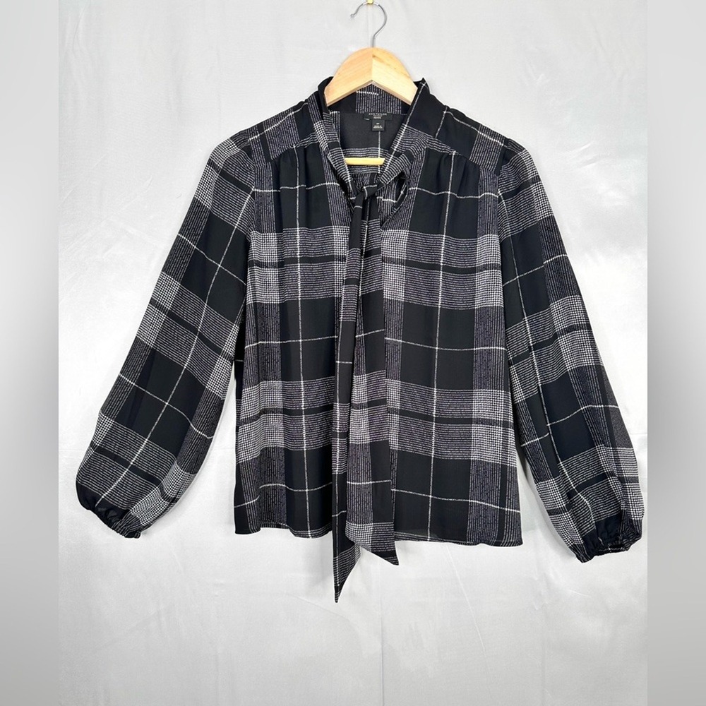 Ann Taylor Factory Petite Black White Plaid Tie Neck Blouse MP Long Sleeve Top